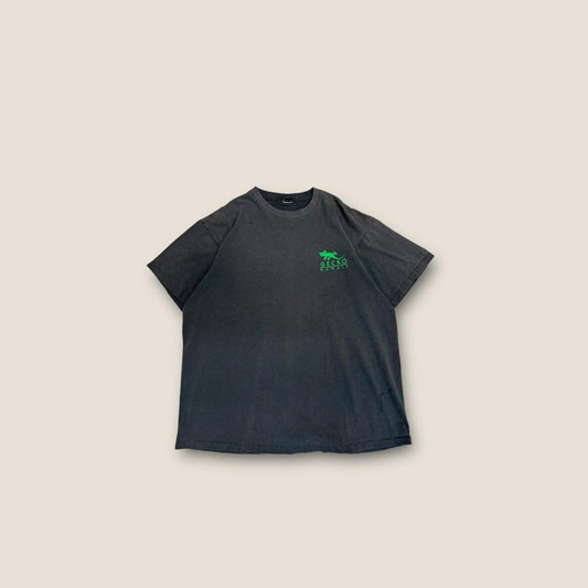 Black and green vintage t shirt