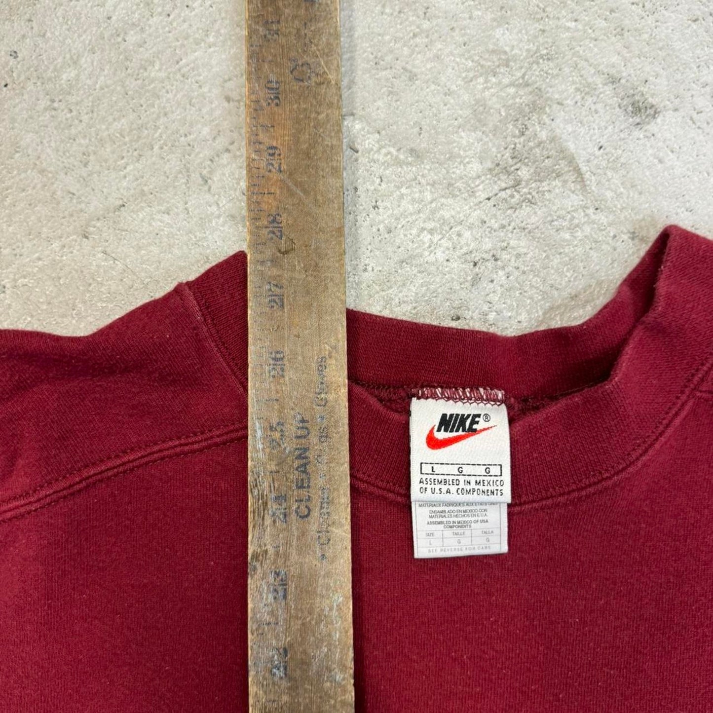 Nike burgundy and red crewneck