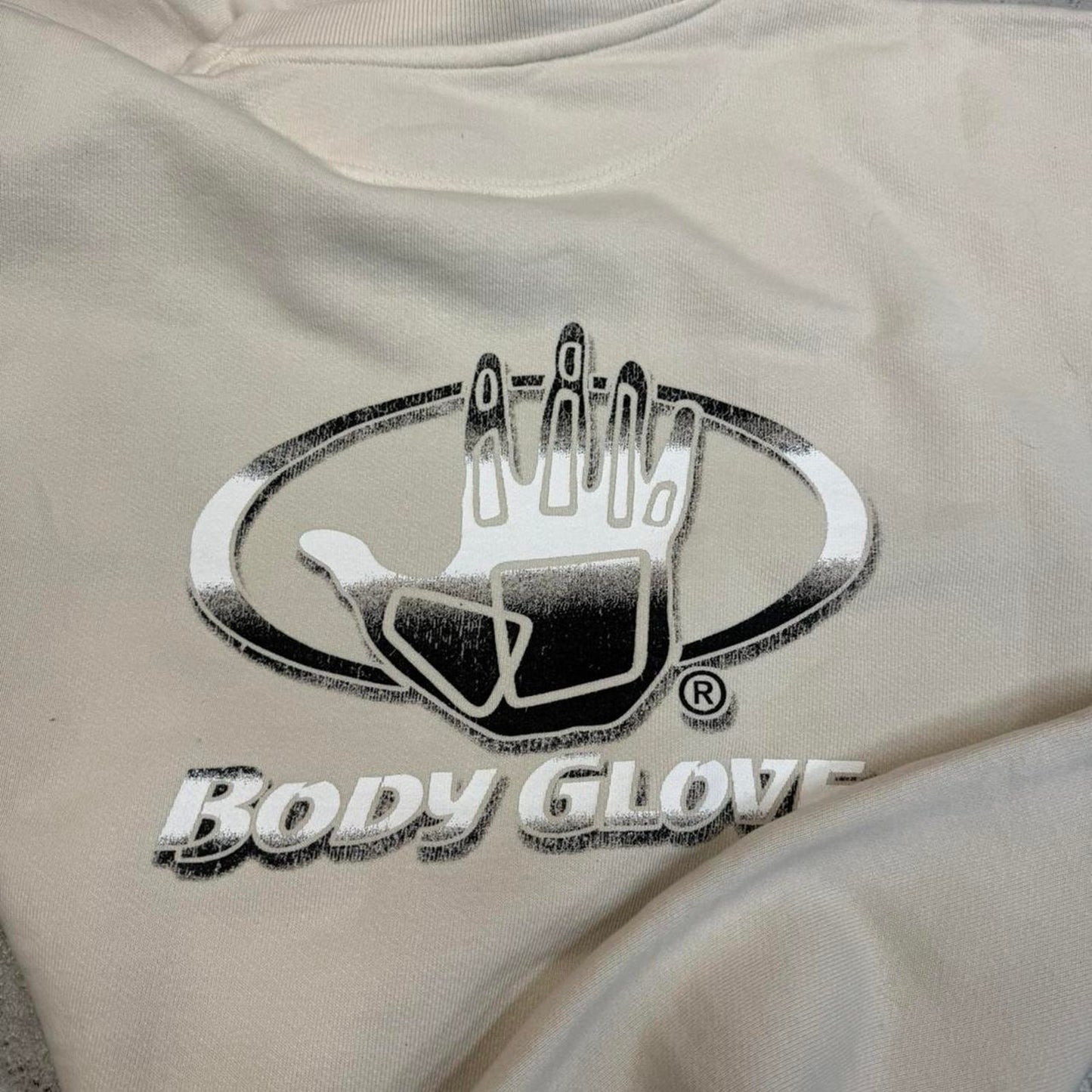 Body glove 90s crewneck