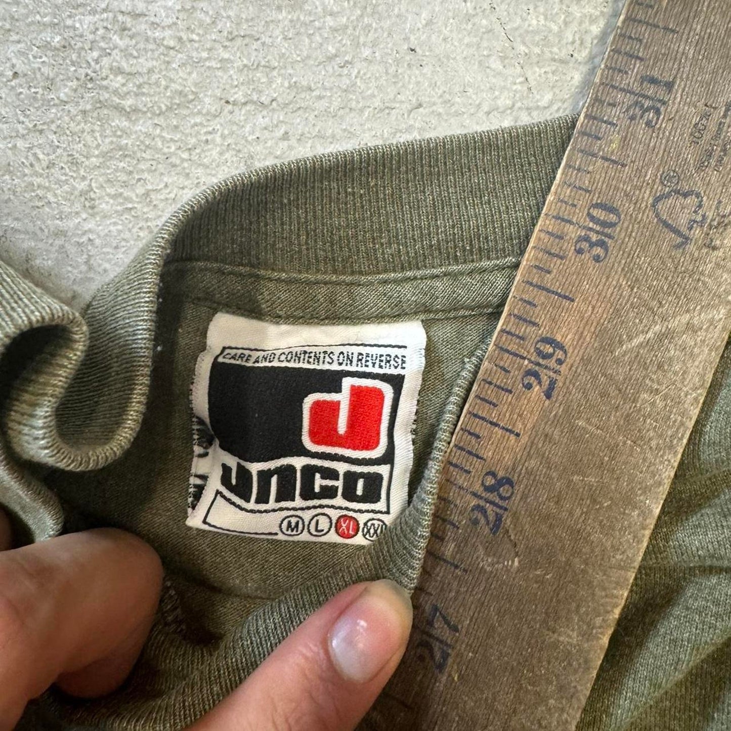 00s jnco tee size xl