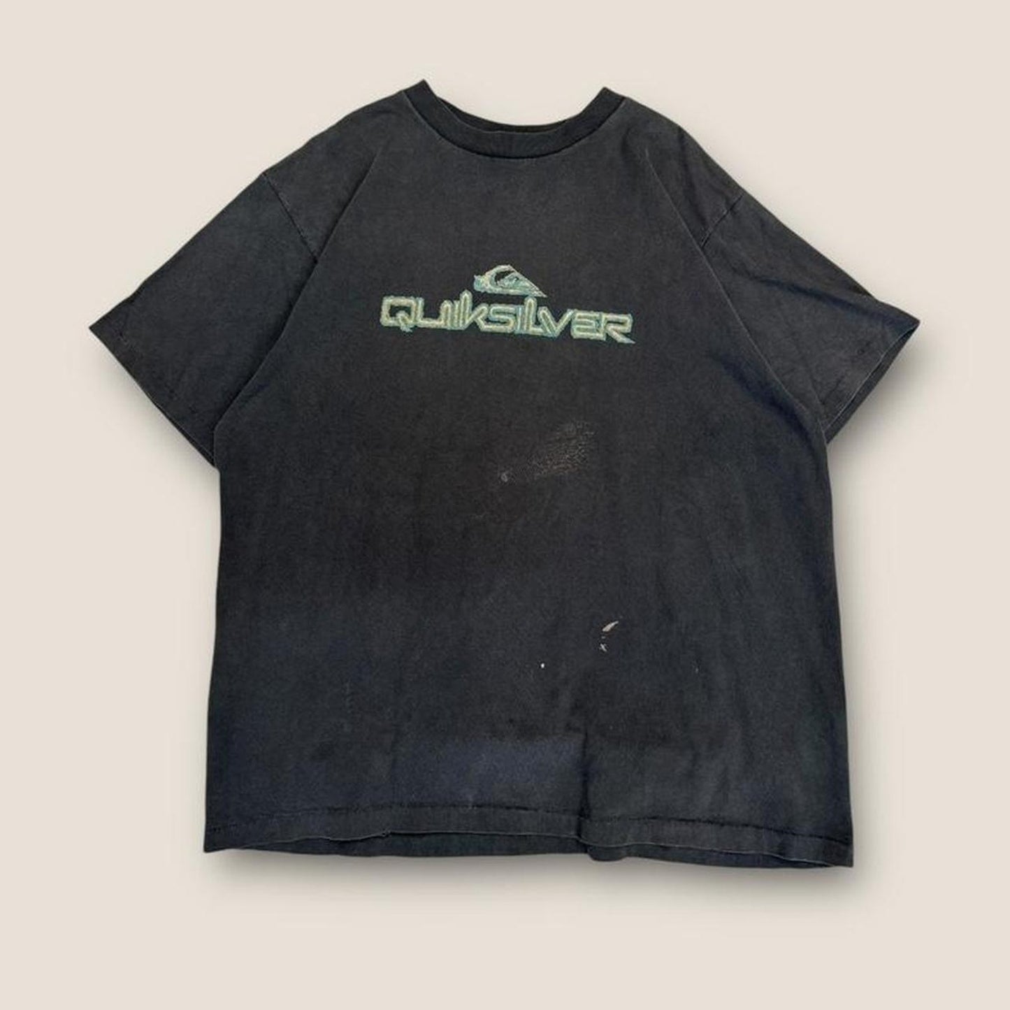 Quiksilver black and green tee